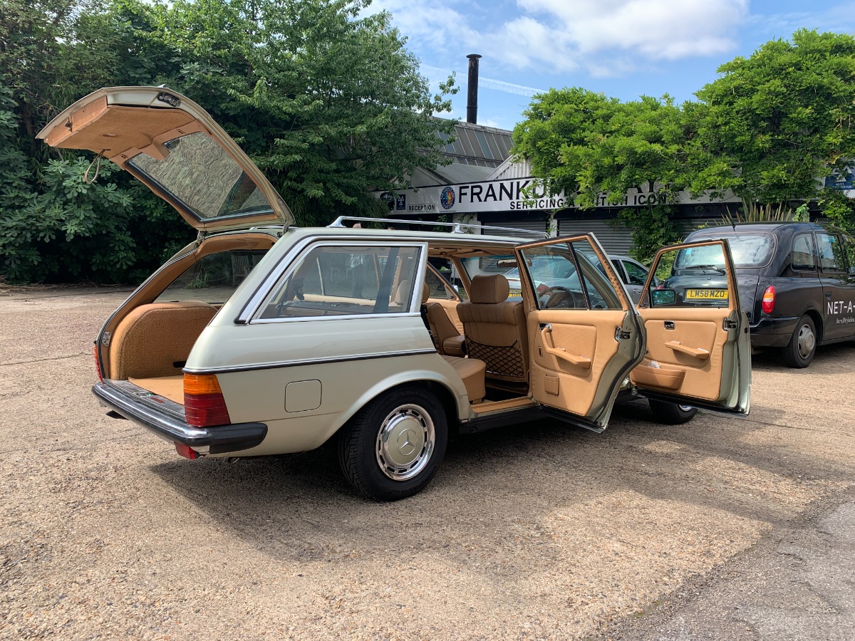 1984 Mercedes-Benz 280 Image 2